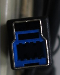 USB3.0接続機器側端子